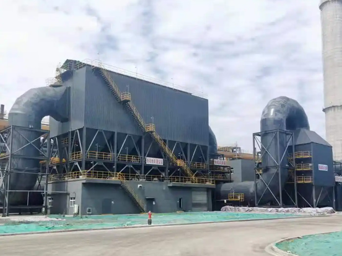 <strong>LCM-D型长袋离线脉冲除尘器</strong>