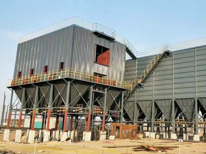 <a href='/products/ltglccq.html'>链条锅炉除尘器</a>